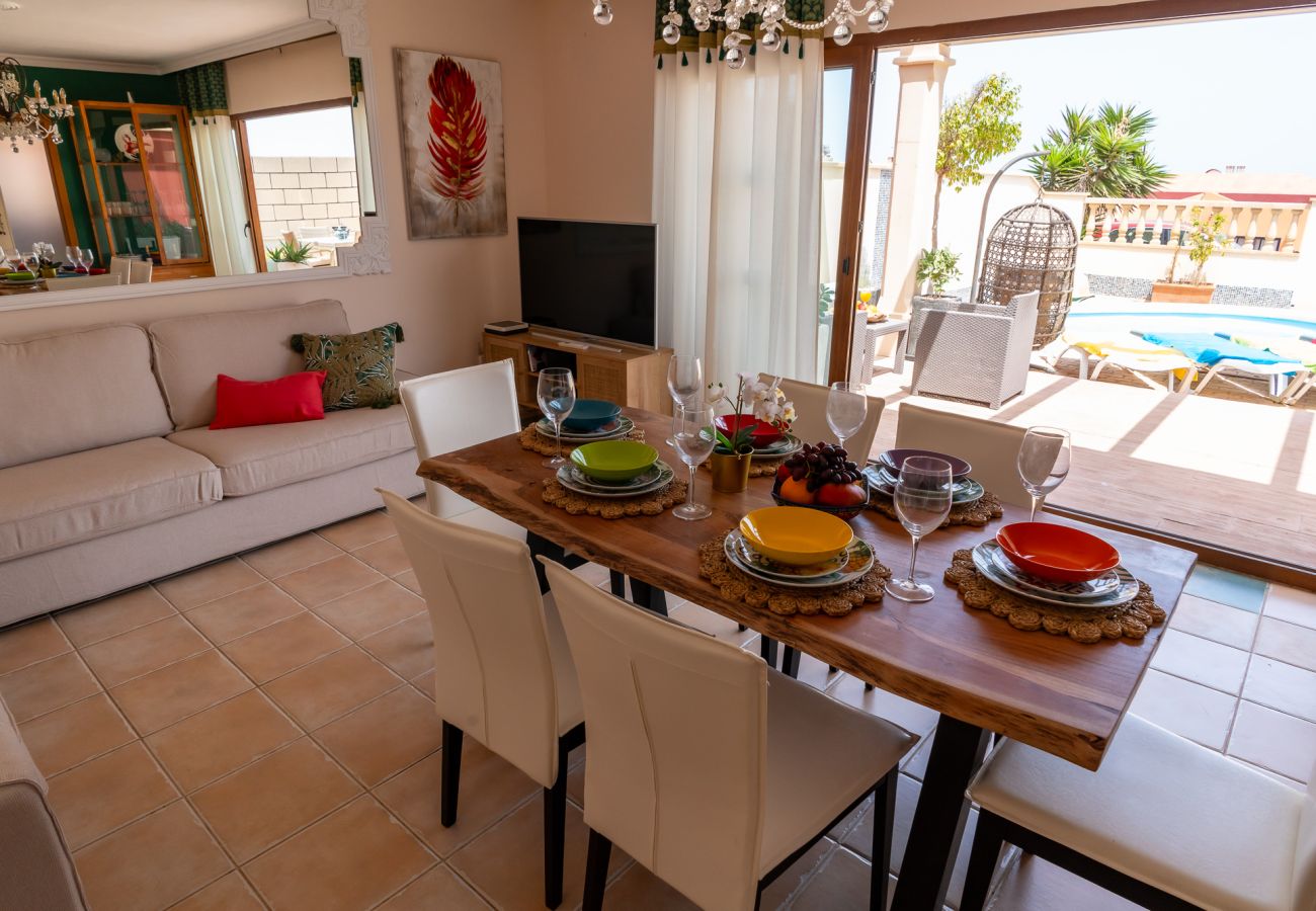 Villa in Caleta de Fuste - V8 – Luxuriöse Villa für bis zu 10 Personen