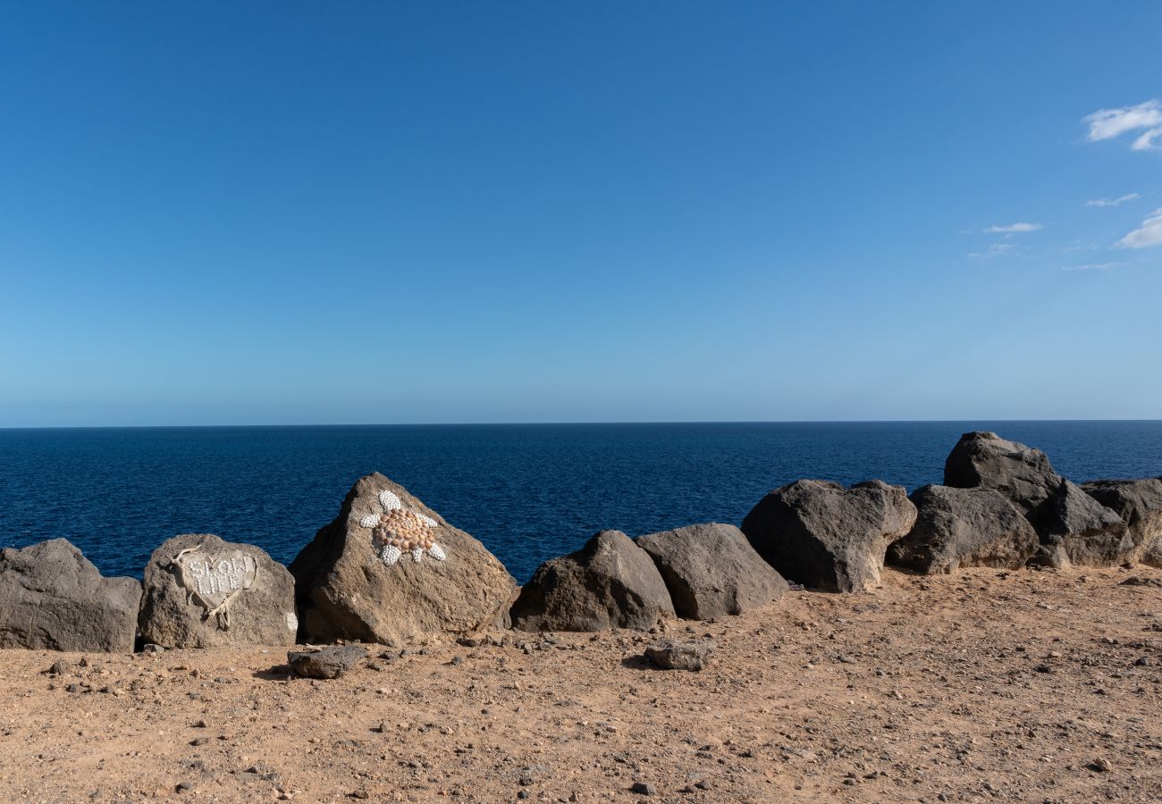 Villa in Costa de Antigua - Villa Atlantica - Cliffside Retreat