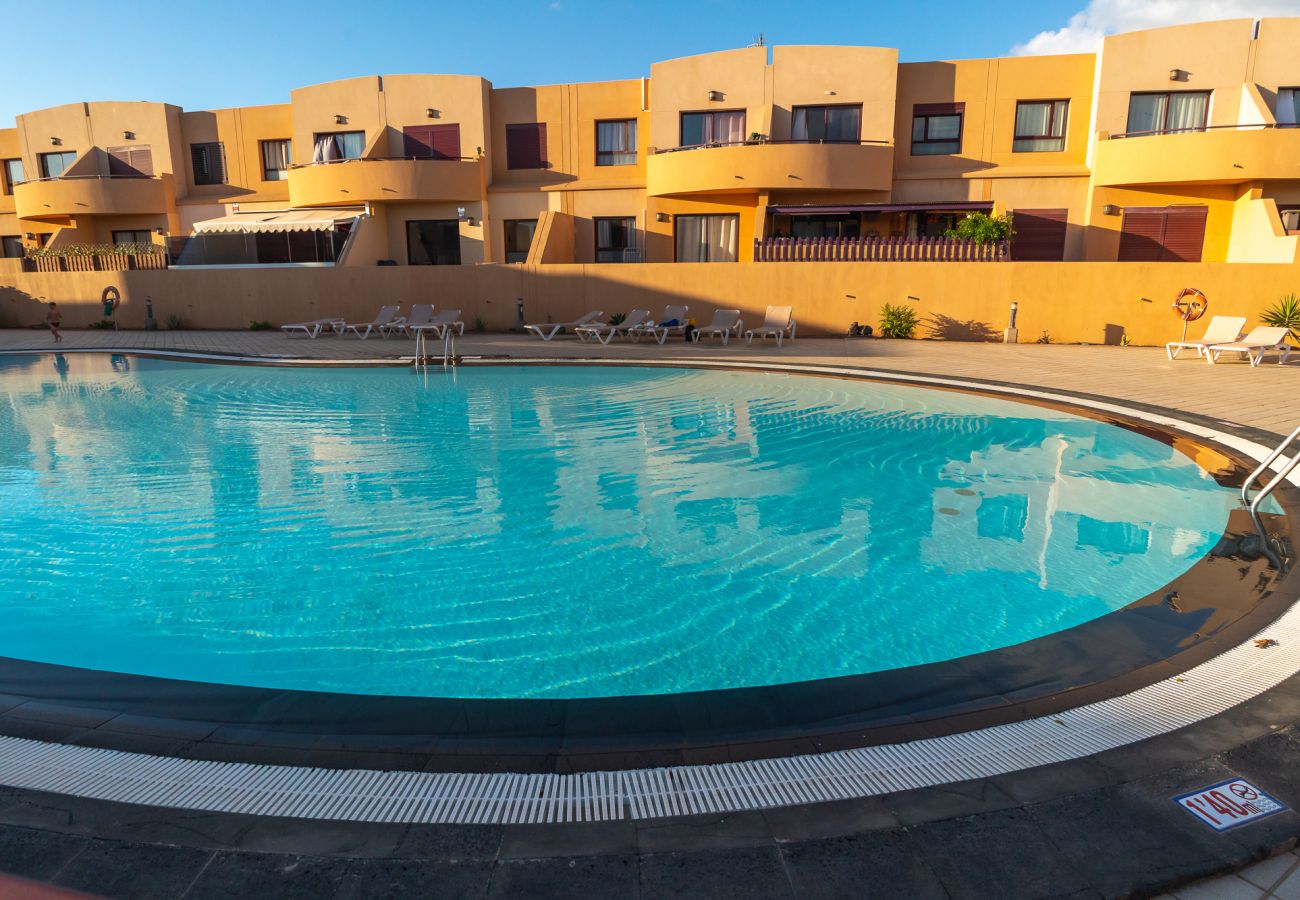 Apartamento en Caleta de Fuste - Casa Rosa – Complejo Bahía Sol en el centro