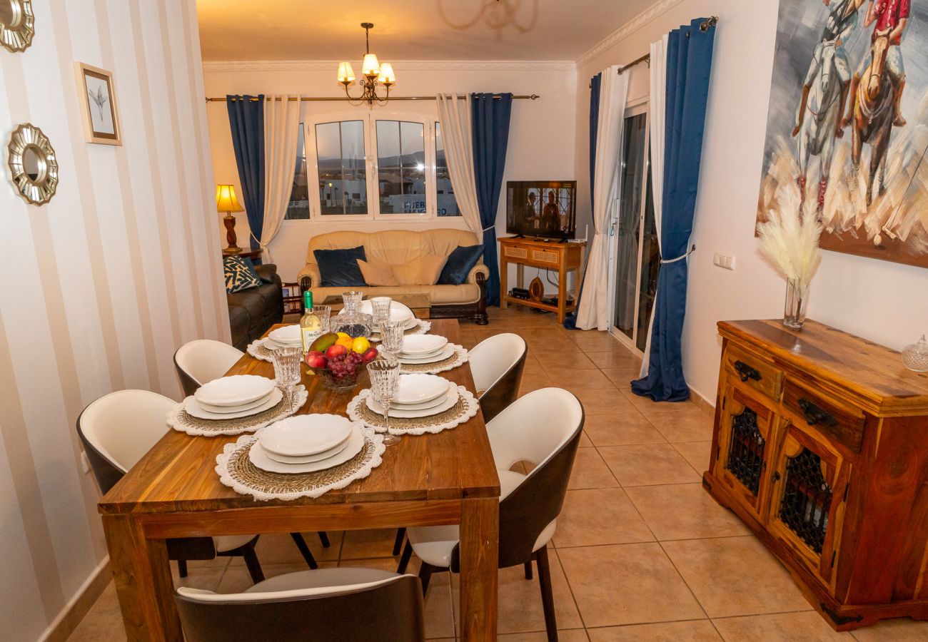 Apartament w Caleta de Fuste - Hole-In-One – Penthouse przy polu golfowym